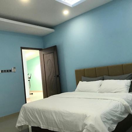 ג'והור בהרו Homestay Stardow~星窗名宿~ מראה חיצוני תמונה