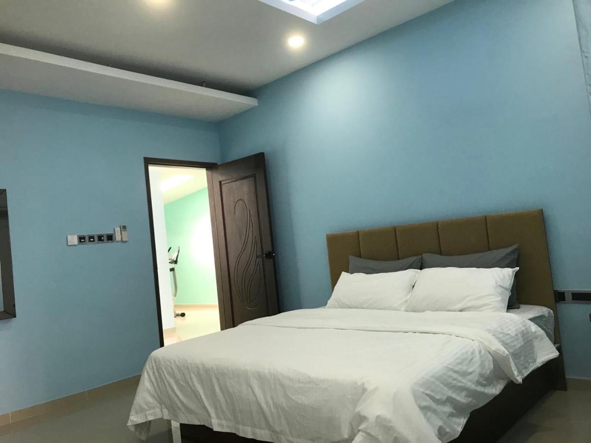 ג'והור בהרו Homestay Stardow~星窗名宿~ מראה חיצוני תמונה